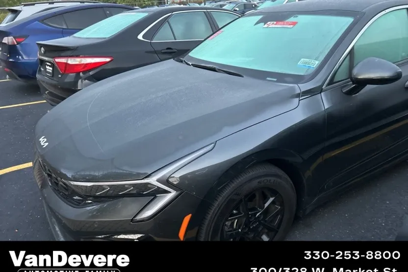 2025 Kia K5 LXS photo 1