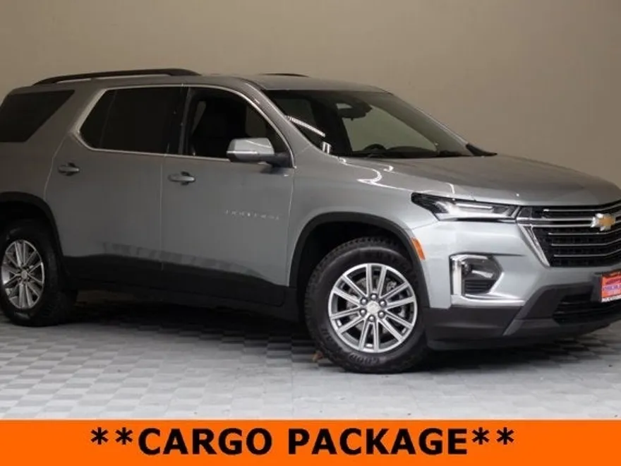 2023 Chevrolet Traverse photo 1