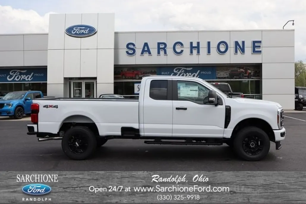 2025 Ford F-350 XL photo 1