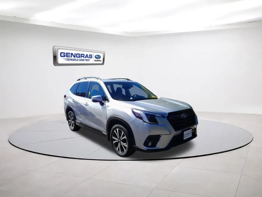 2022 Subaru Forester Limited photo 1