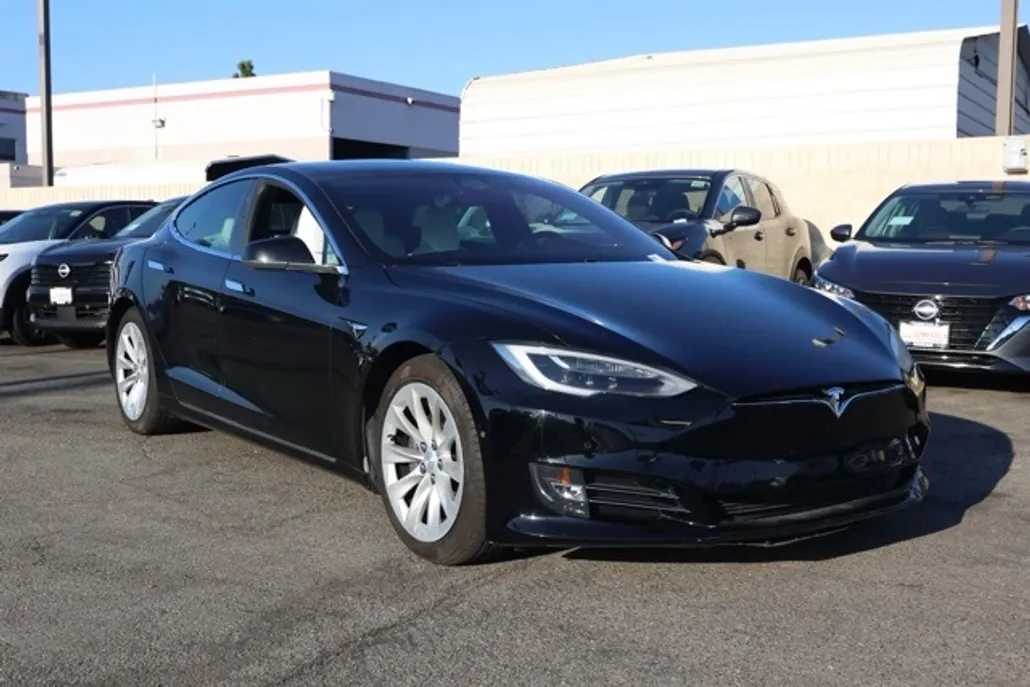 2017 Tesla Model S 75D photo 1