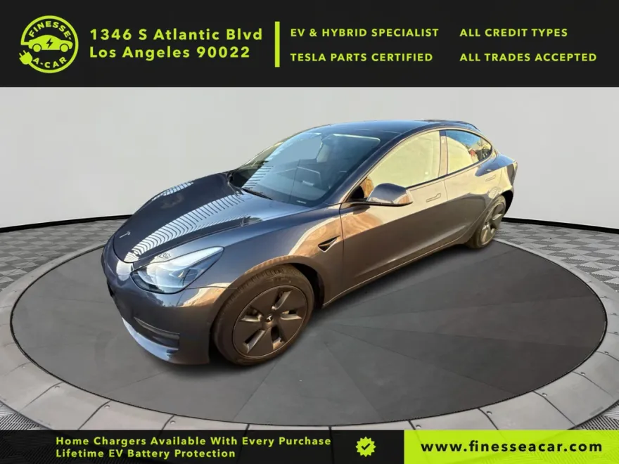 2022 Tesla Model 3 Long Range All-Wheel Drive photo 1