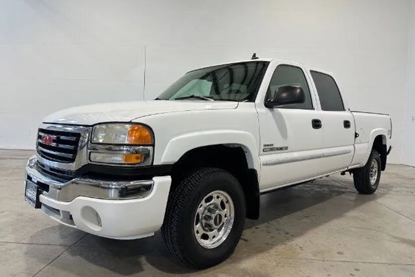 2006 Gmc Sierra SLT photo 1