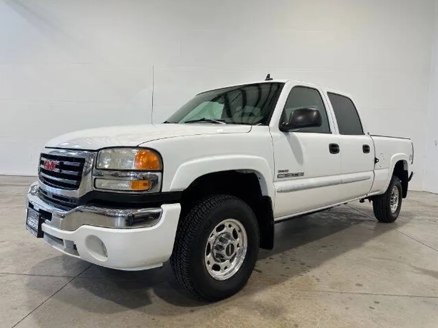 2006 Gmc Sierra SLT photo 1