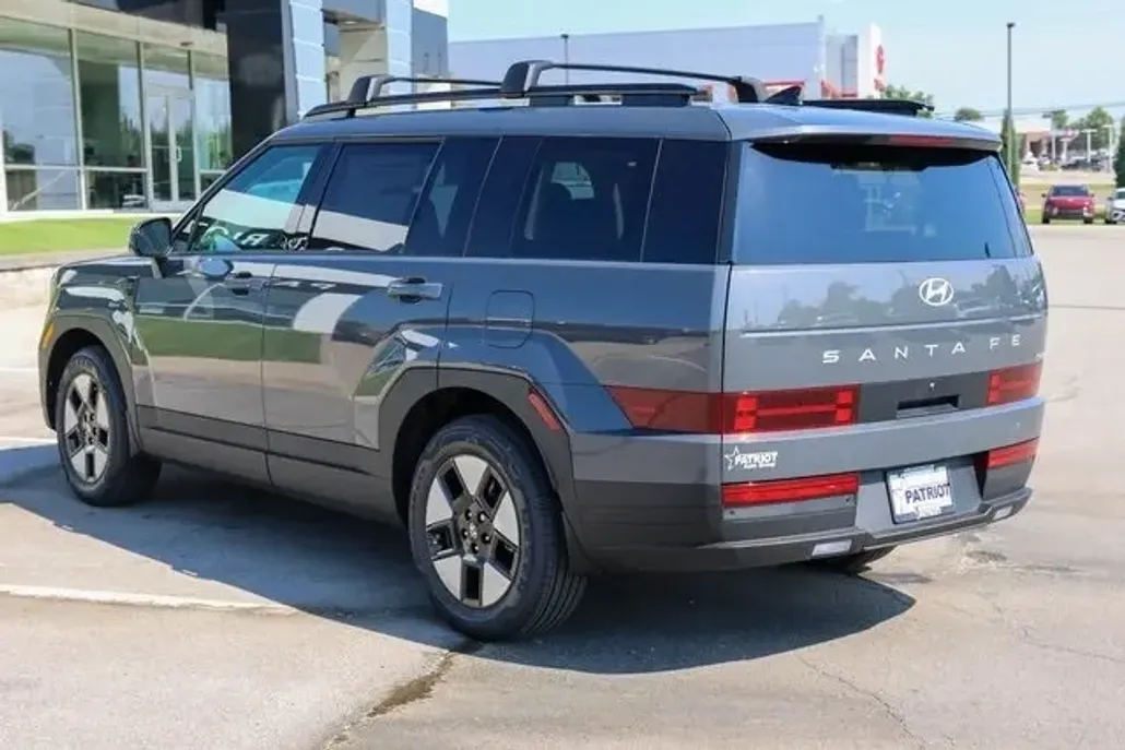 2026 Hyundai Santa Fe SEL photo 1