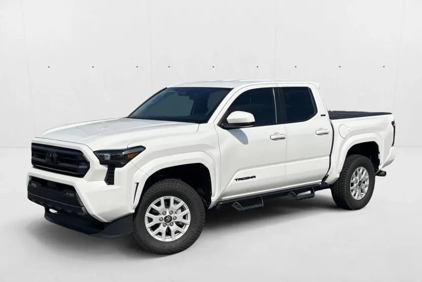 2024 Toyota Tacoma SR5 photo 1