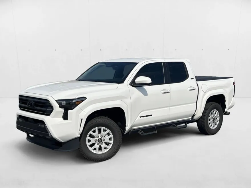 2024 Toyota Tacoma SR5 photo 1