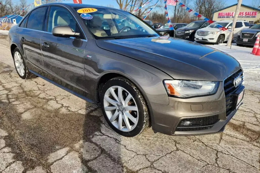 2014 Audi A4 Premium photo 1