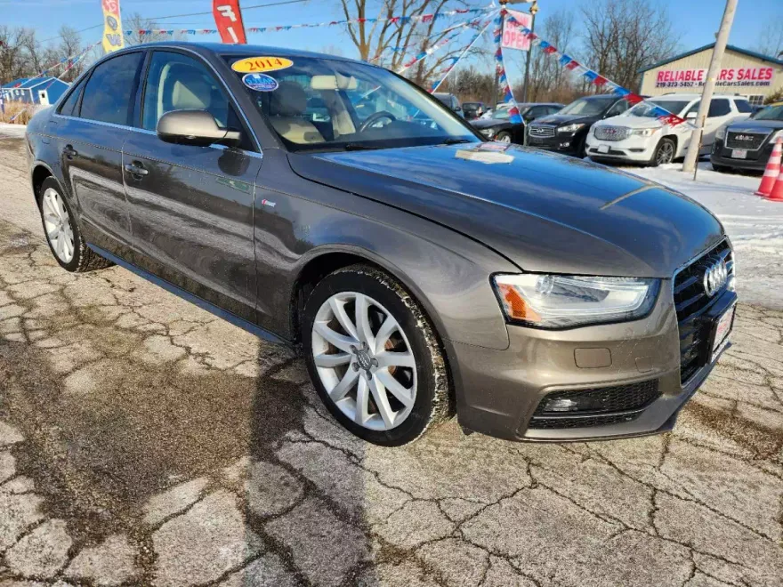 2014 Audi A4 Premium photo 1