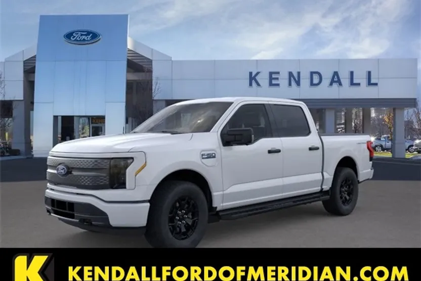 2025 Ford F-150 Lightning XLT photo 1