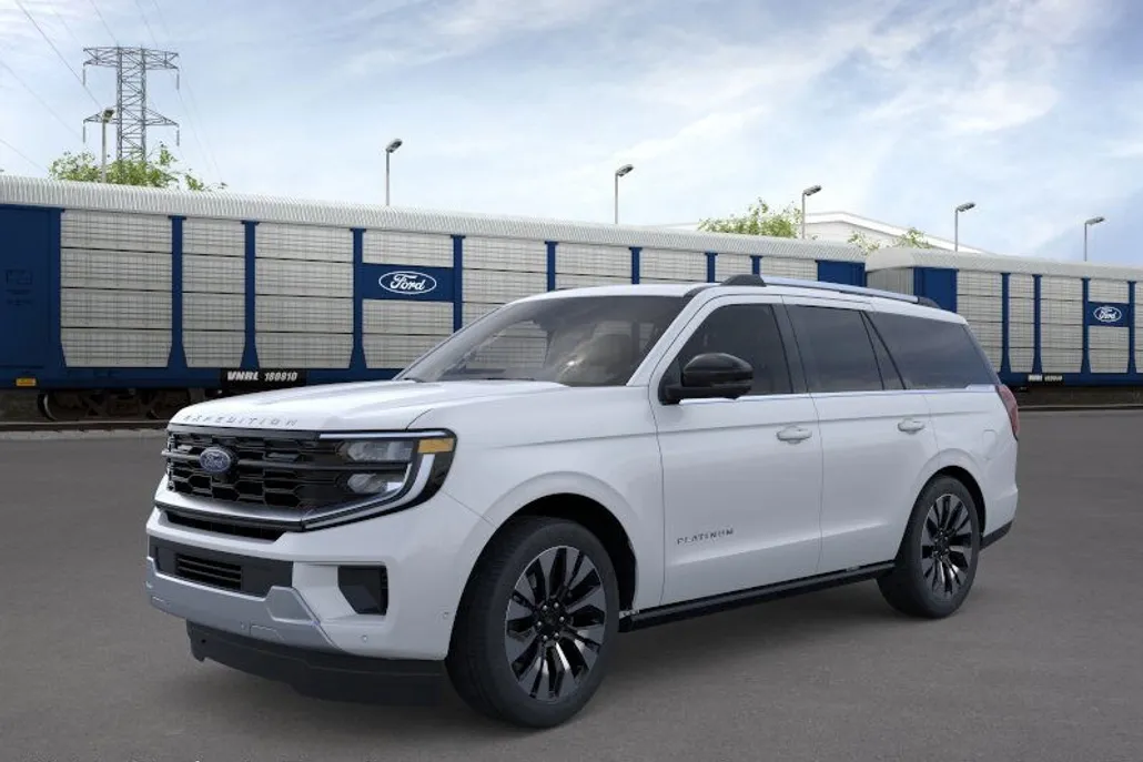 2025 Ford Expedition Platinum photo 1