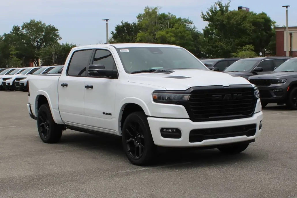 2025 Ram 1500 Laramie photo 1