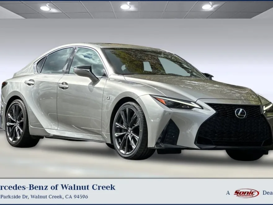 2023 Lexus IS 350 F SPORT photo 1