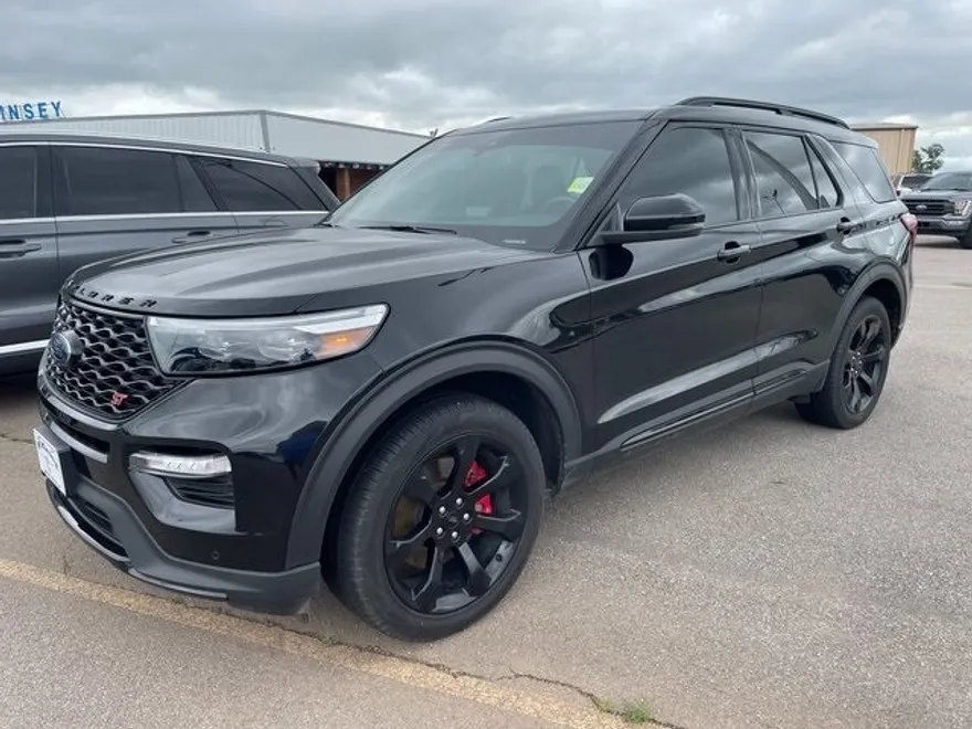2024 Ford Explorer ST photo 1