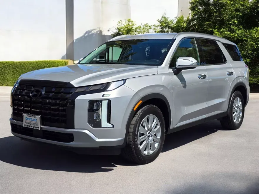 2025 Hyundai Palisade SEL photo 1
