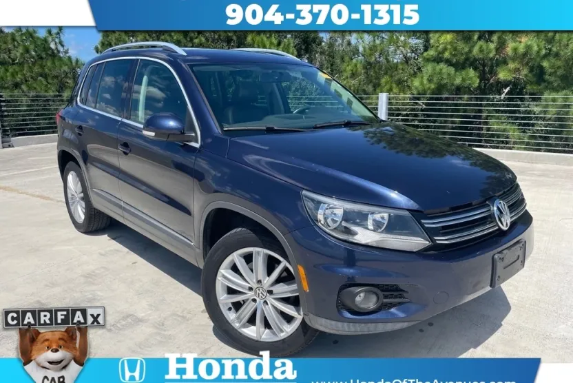 2015 Volkswagen Tiguan SEL photo 1