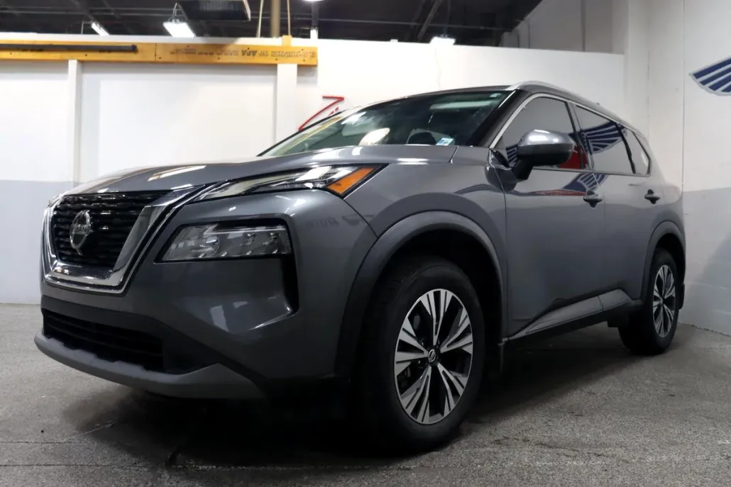 2021 Nissan Rogue SV photo 1