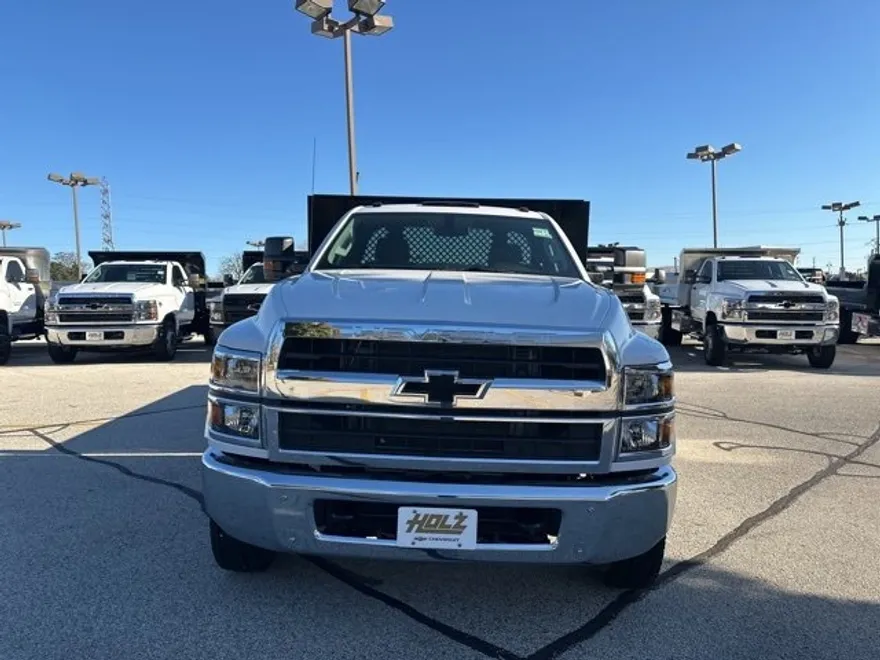 2024 Chevrolet Silverado 4500HD Work Truck photo 1