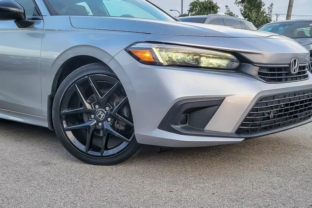 2022 Honda Civic Sport photo 1