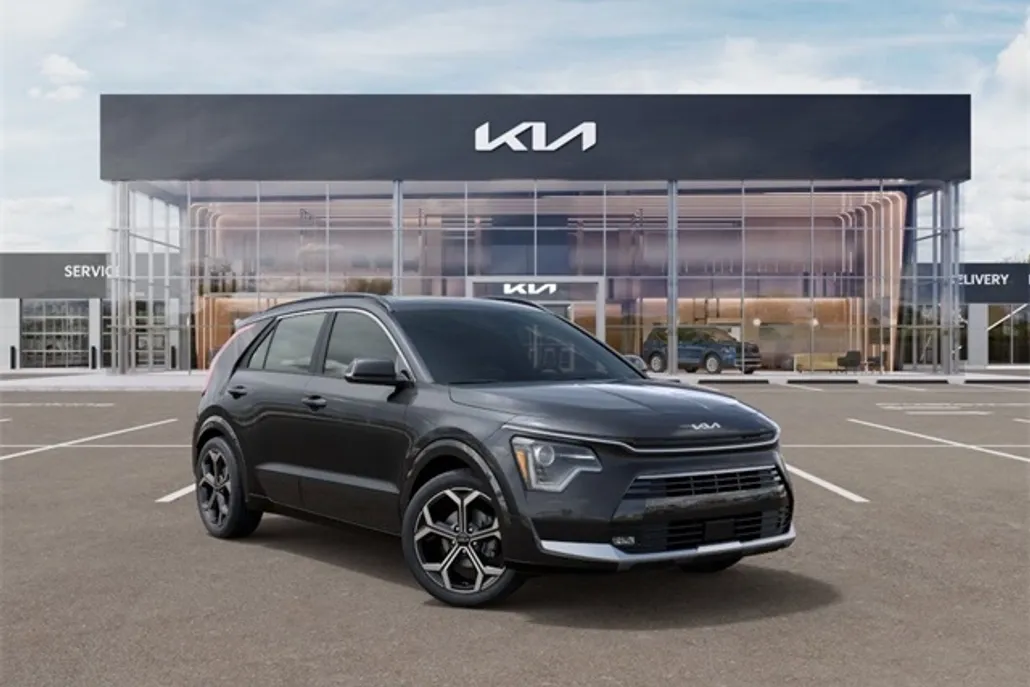2024 Kia Niro EX Touring photo 1