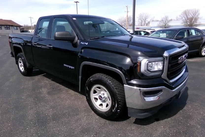 2017 Gmc Sierra 1500 Base photo 1