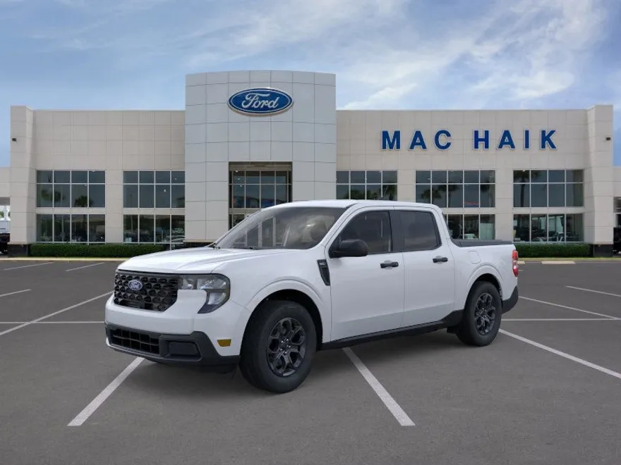 2025 Ford Maverick XLT photo 1