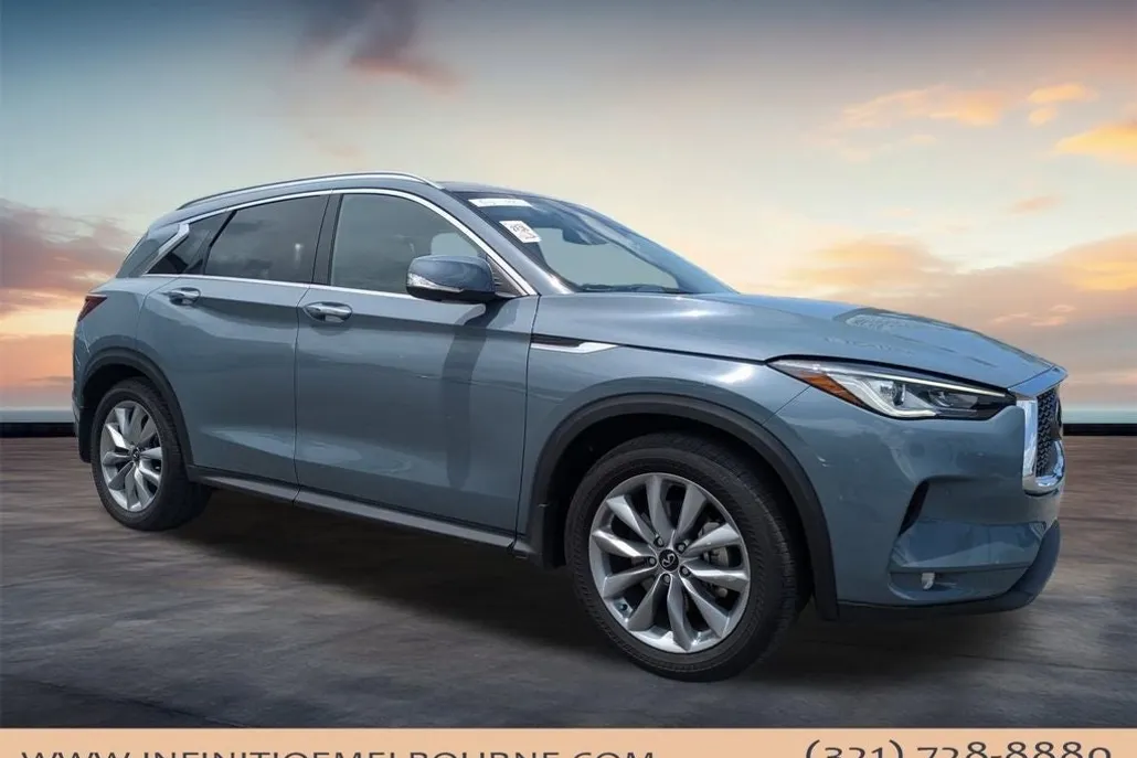 2022 Infiniti QX50 Essential photo 1