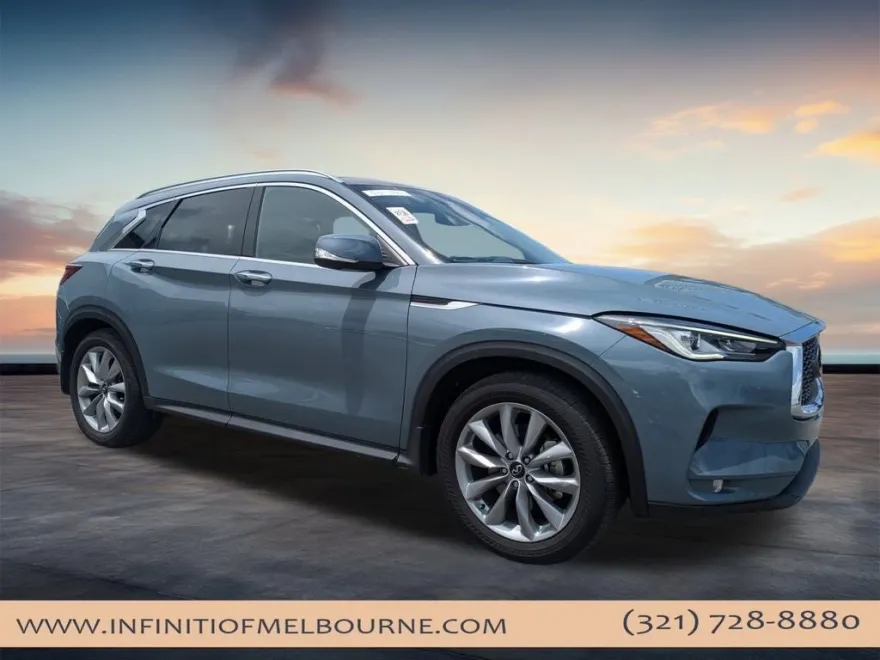 2022 Infiniti QX50 Essential photo 1