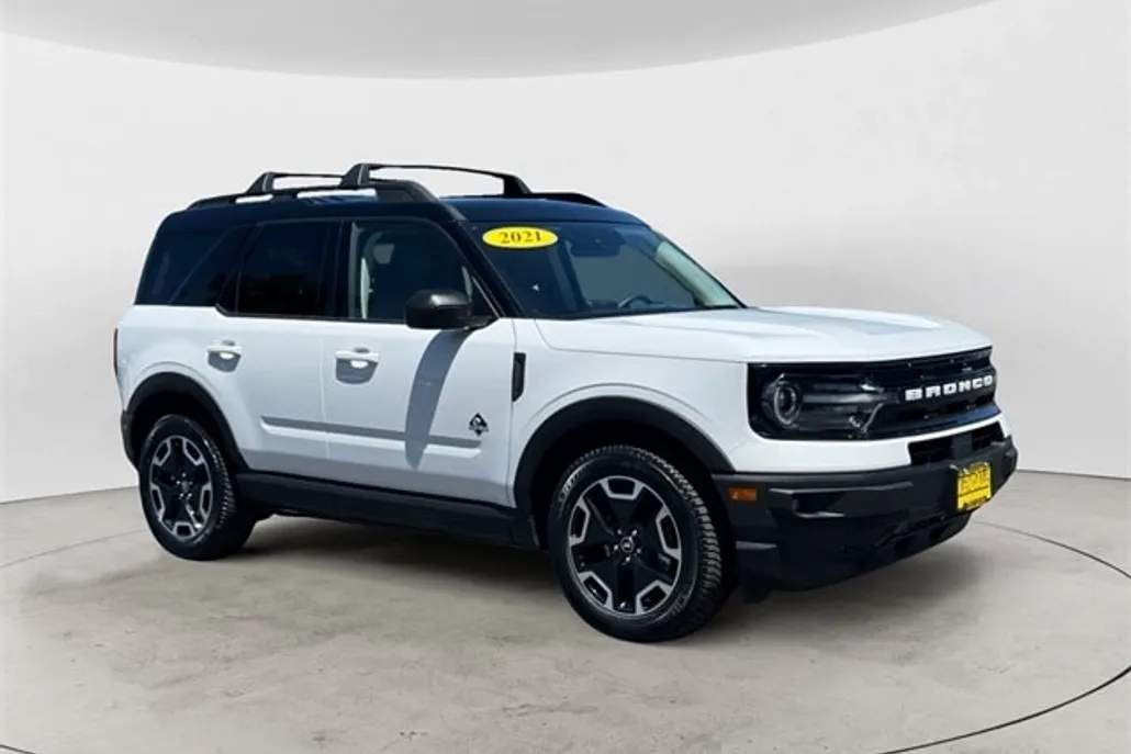 2021 Ford Bronco Sport Outer Banks photo 1