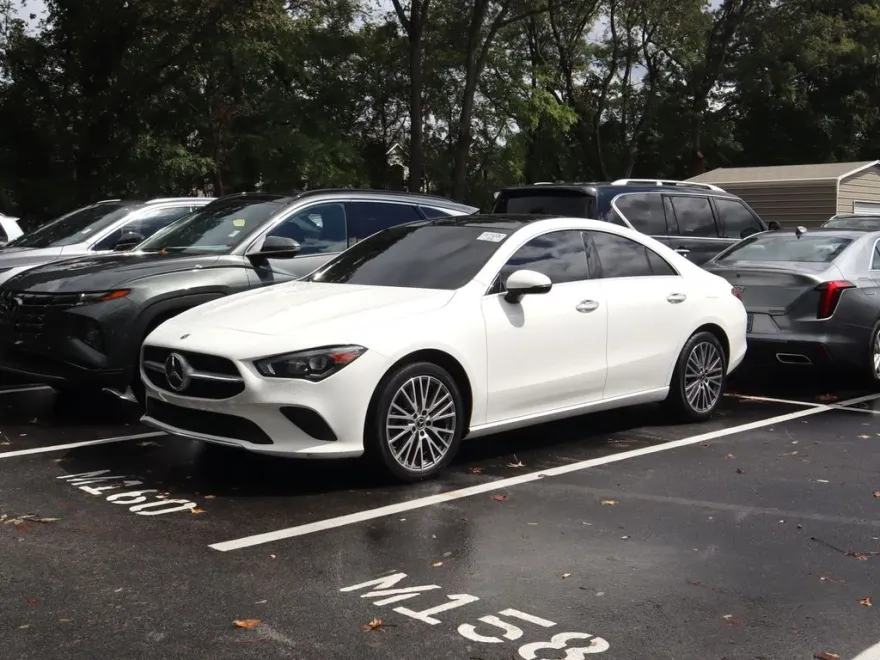2022 Mercedes Benz CLA 250 photo 1