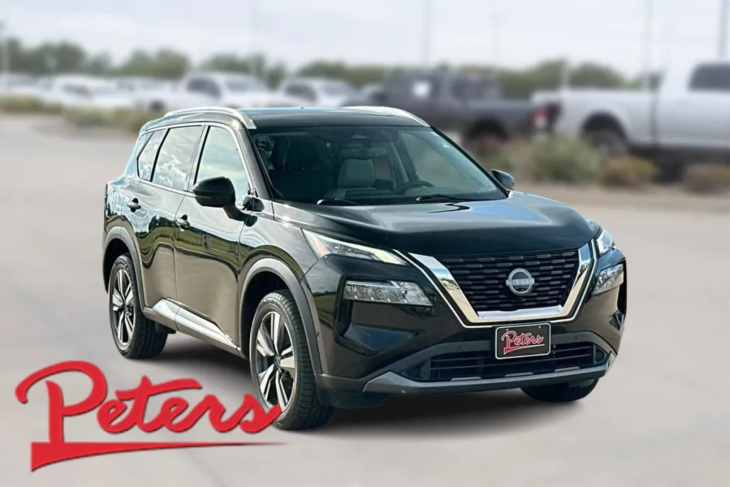 2023 Nissan Rogue SL photo 1