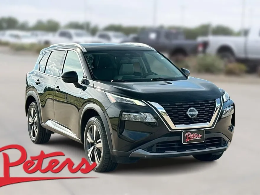 2023 Nissan Rogue SL photo 1