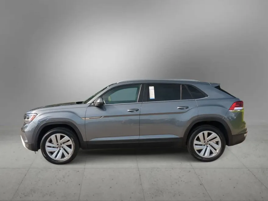 2022 Volkswagen Atlas Cross Sport V6 SE Technology photo 1