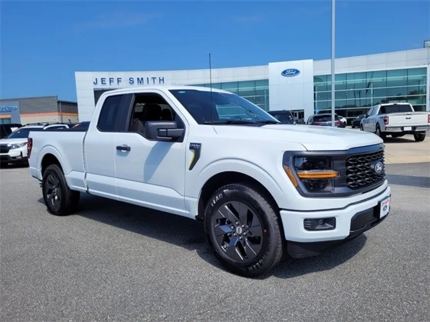 2025 Ford F-150 STX photo 1