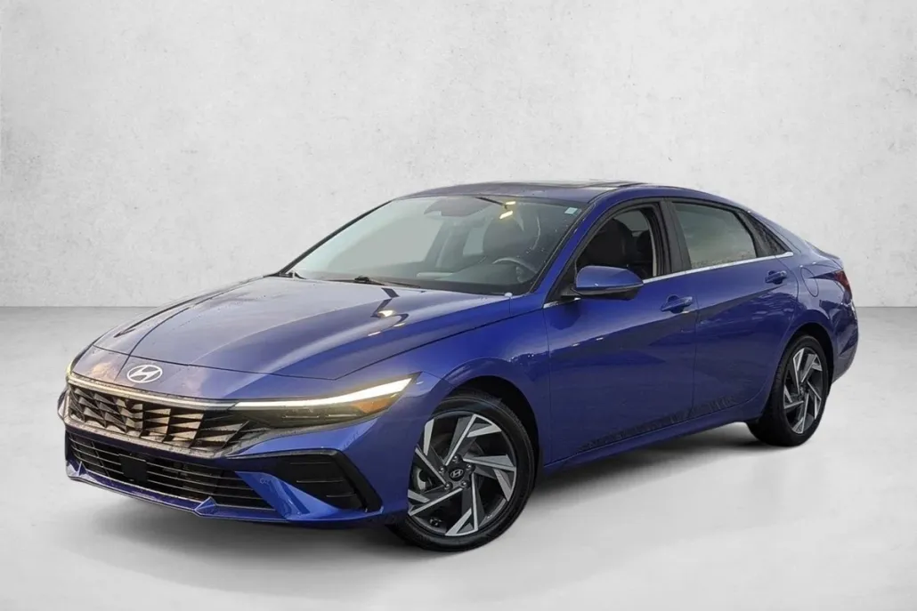2024 Hyundai Elantra Limited photo 1