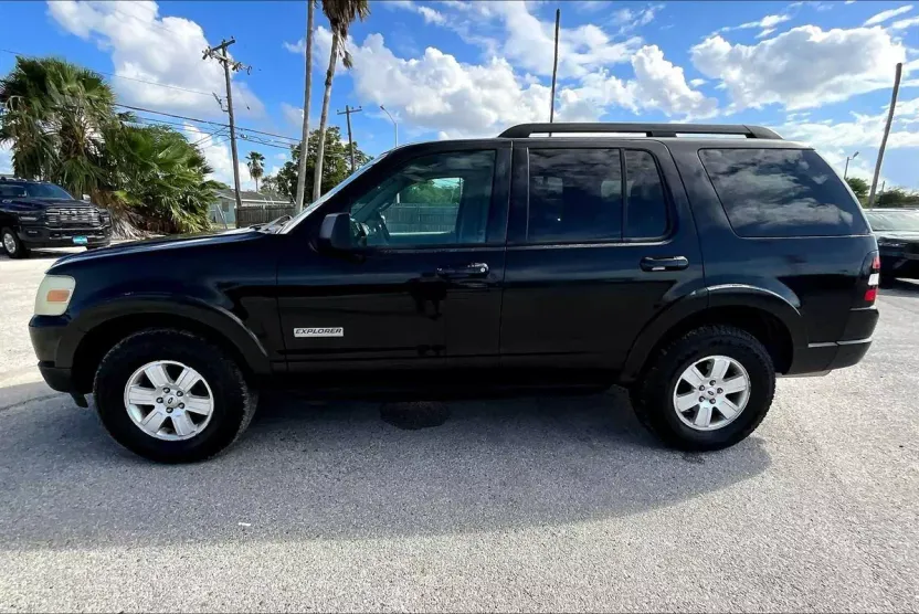 2008 Ford Expedition XLT photo 1