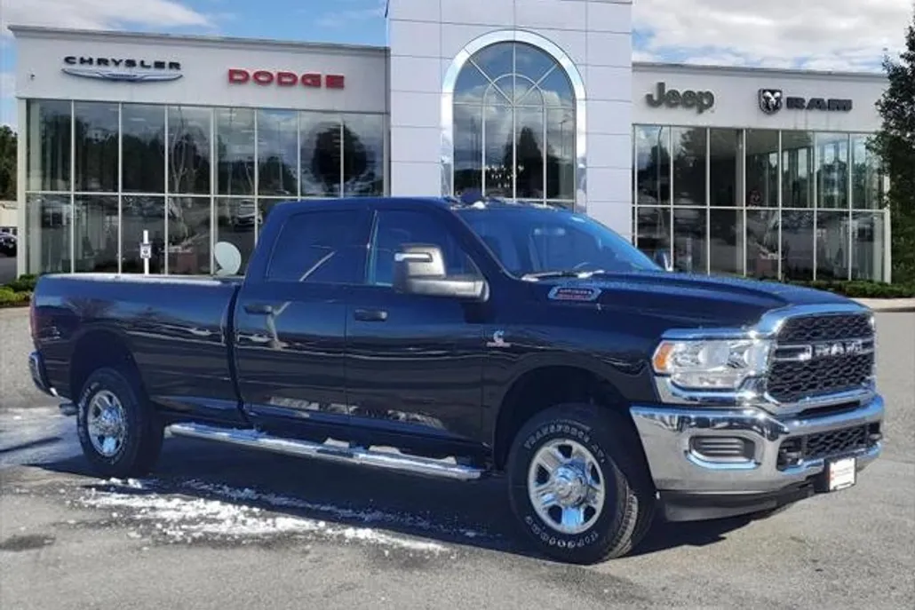 2024 Ram 2500 Tradesman photo 1