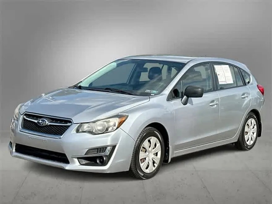 2016 Subaru Impreza 2.0i photo 1