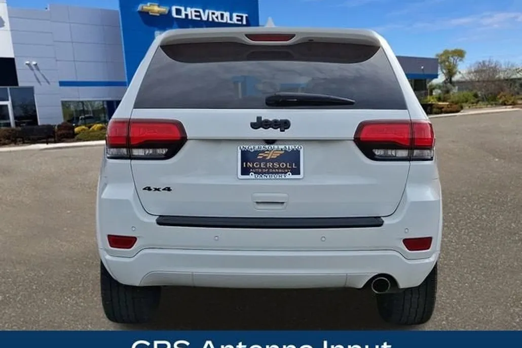 2018 Jeep Grand Cherokee Altitude photo 1