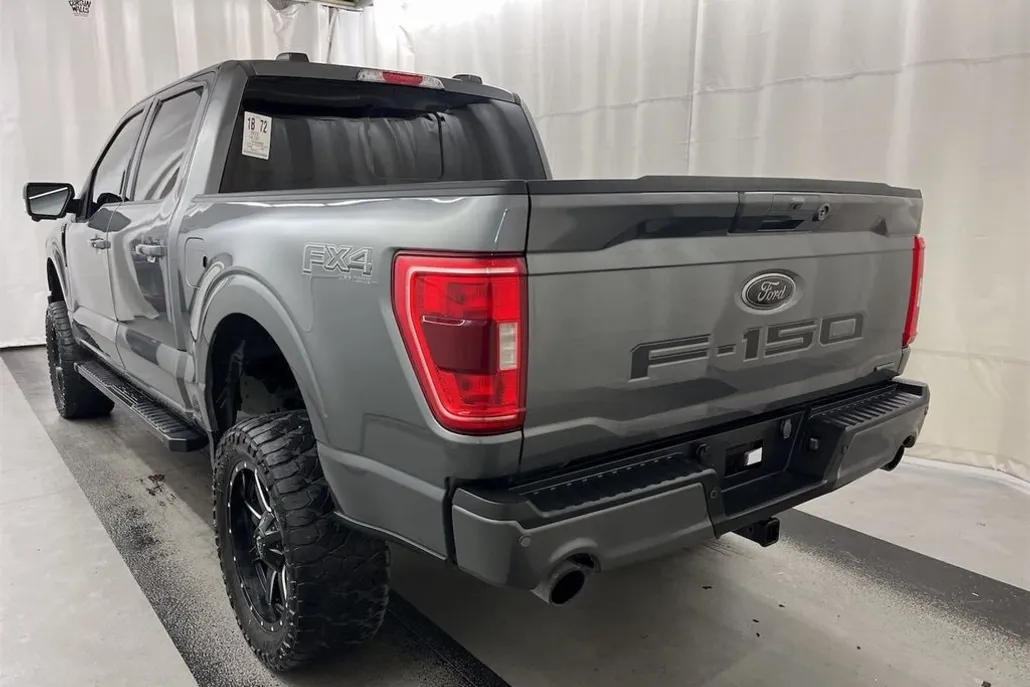 2023 Ford F-150 XLT photo 1