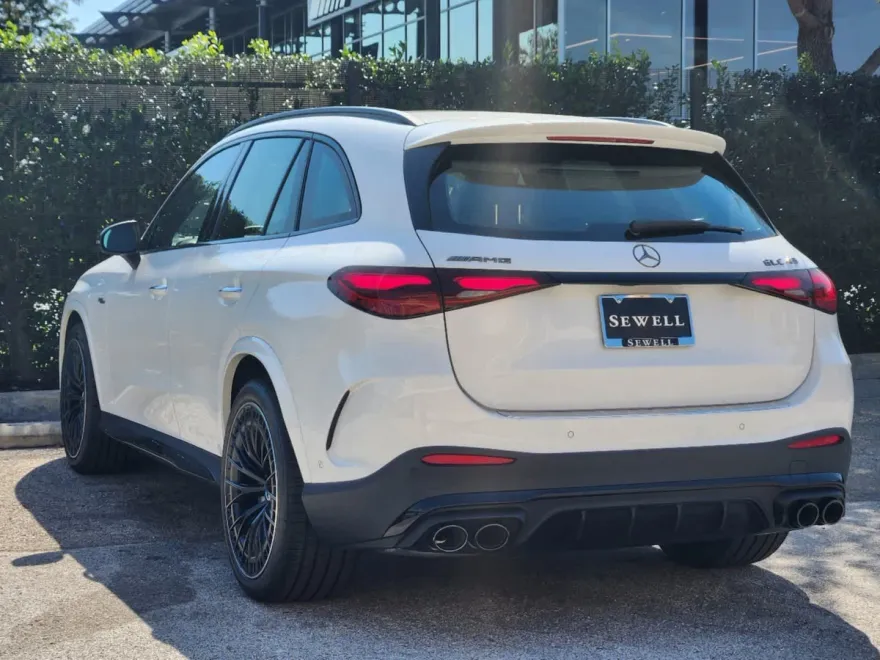 2025 Mercedes Benz GLC AMG 43 photo 1