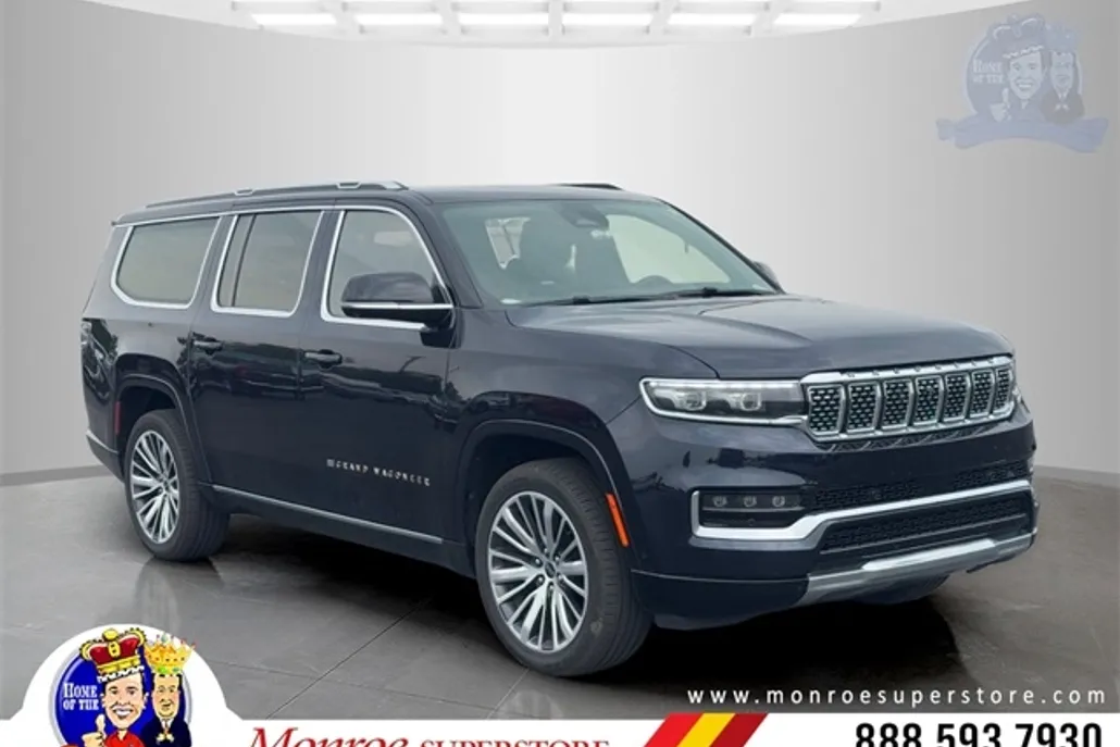 2023 Jeep Wagoneer L Series III photo 1