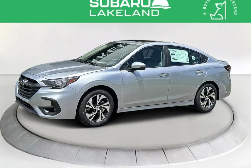 2025 Subaru Legacy Premium photo 1