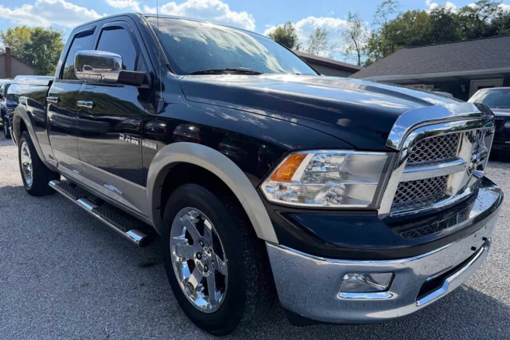 2010 Dodge Ram Laramie photo 1