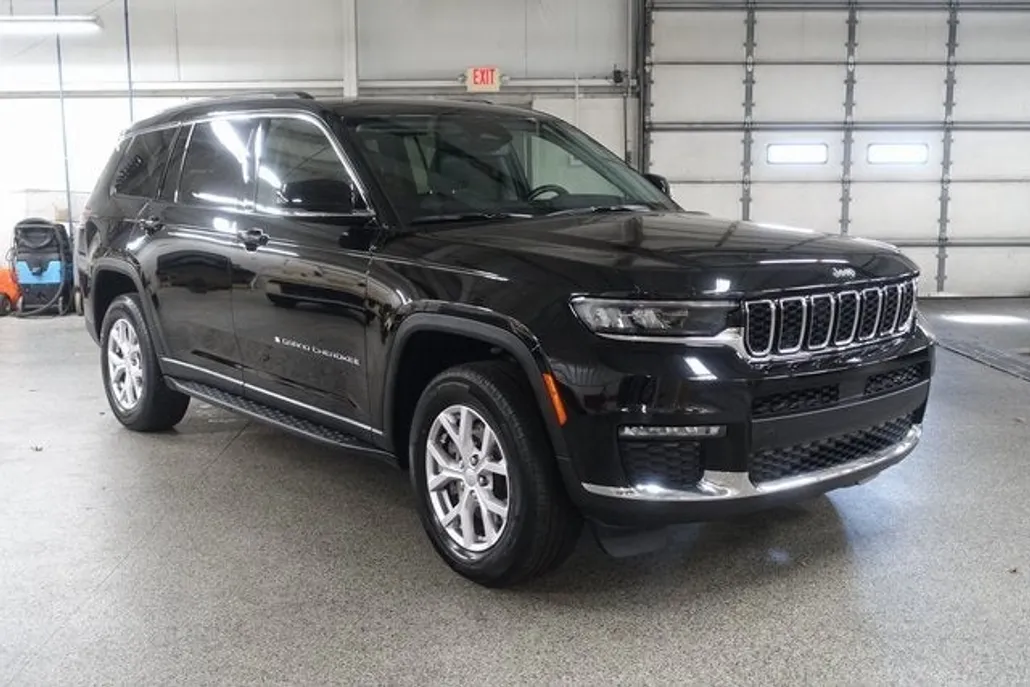 2022 Jeep Grand Cherokee Limited photo 1
