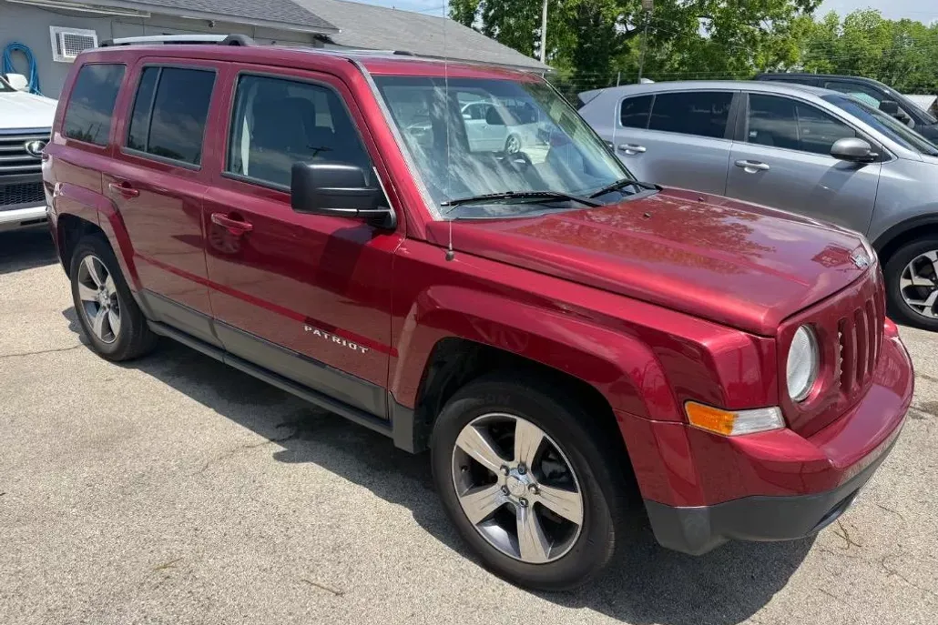 2016 Jeep Patriot Sport photo 1