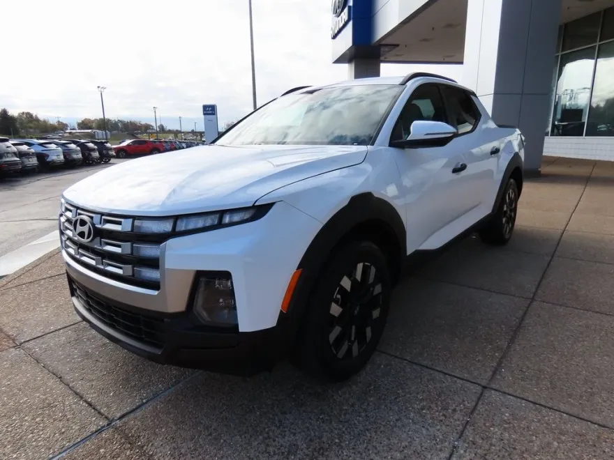 2025 Hyundai Santa Cruz SEL photo 1