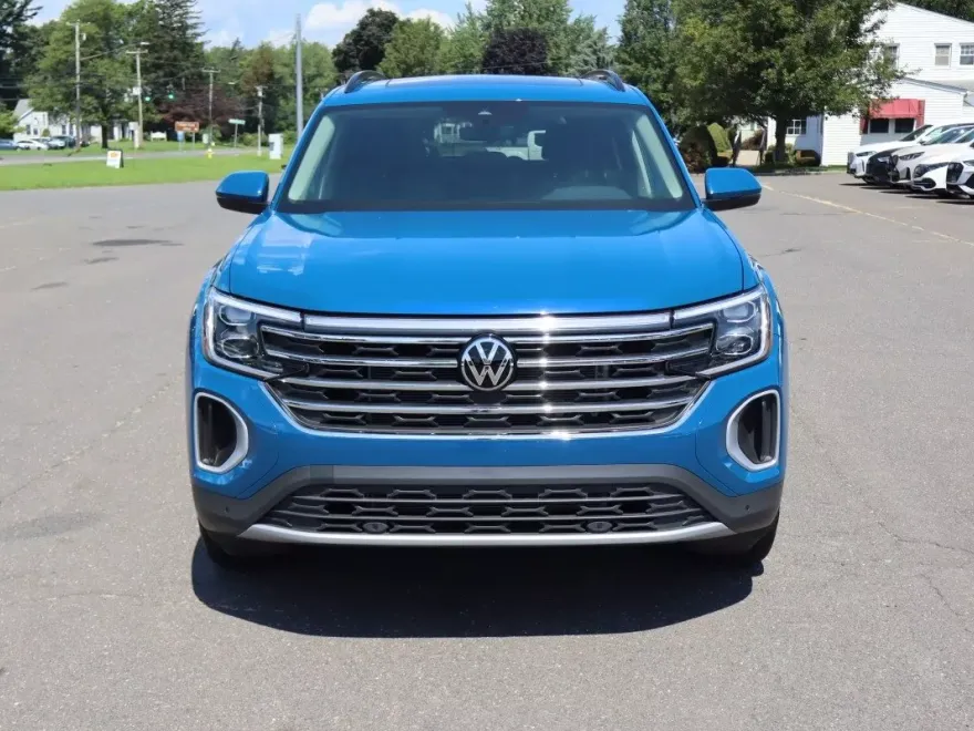2025 Volkswagen Atlas SE Technology photo 1