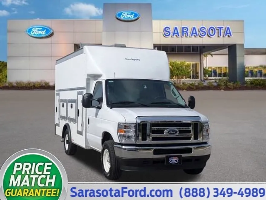 2025 Ford E-350 Base photo 1