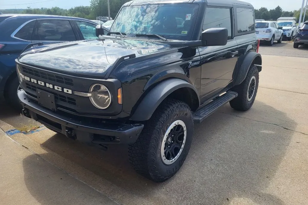 2021 Ford Bronco Black Diamond photo 1